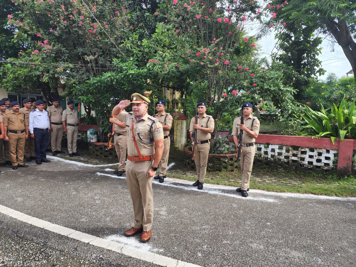 Aasthakothari2's tweet photo. 🇮🇳 jai hind 🇮���� Happy Independence day to all
@DevendraPincha @Champawatpolice @uttarakhandcops @AshokKumar_IPS @ukcmo @pushkardhami @BJP4UK https://t.co/csbGxAKKFR