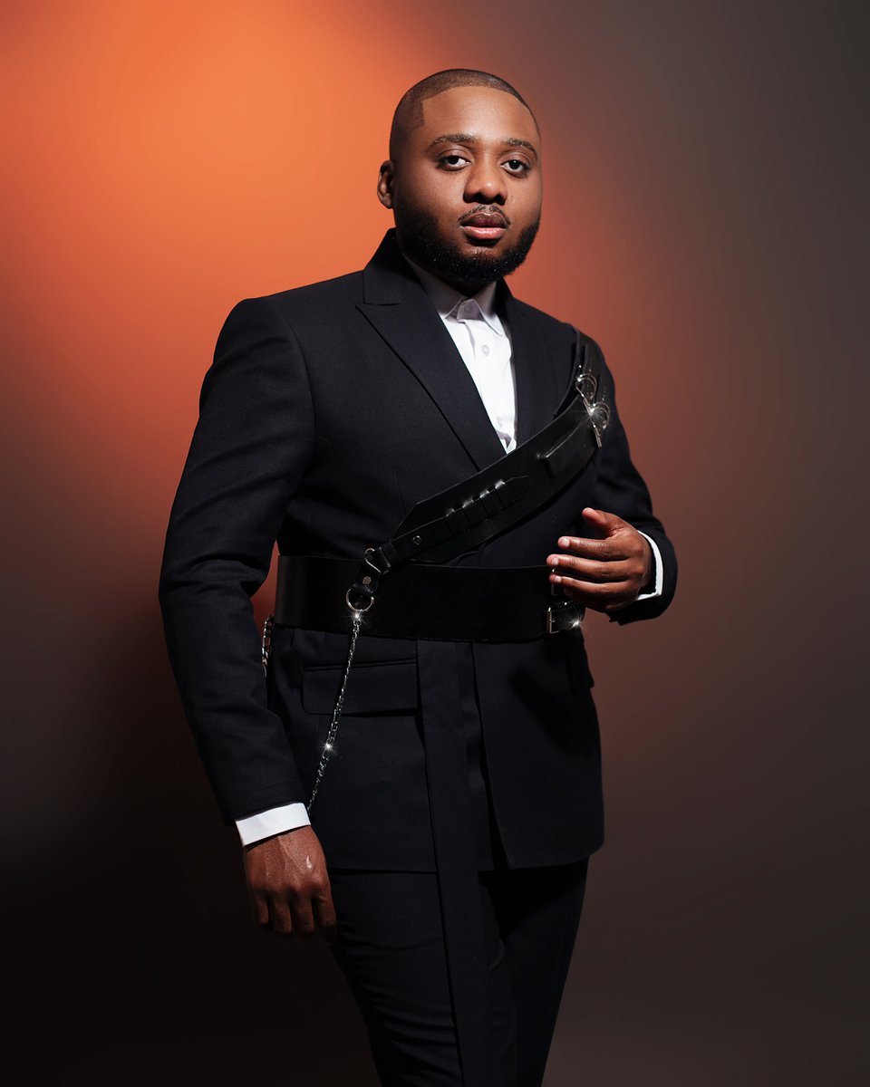 petermwansapml's tweet photo. To a new chapter filled with wisdom, grace and God’s ever pouring love. I’m grateful for what I have achieved and what’s ahead of me.
Happy birthday to me 🎈🎊🍾🥂
Suited In: @houseofpml
Photography: @mukoko_photography_z.m
#APMLDecade #PML #petermylife https://t.co/8iKN9WpJE9