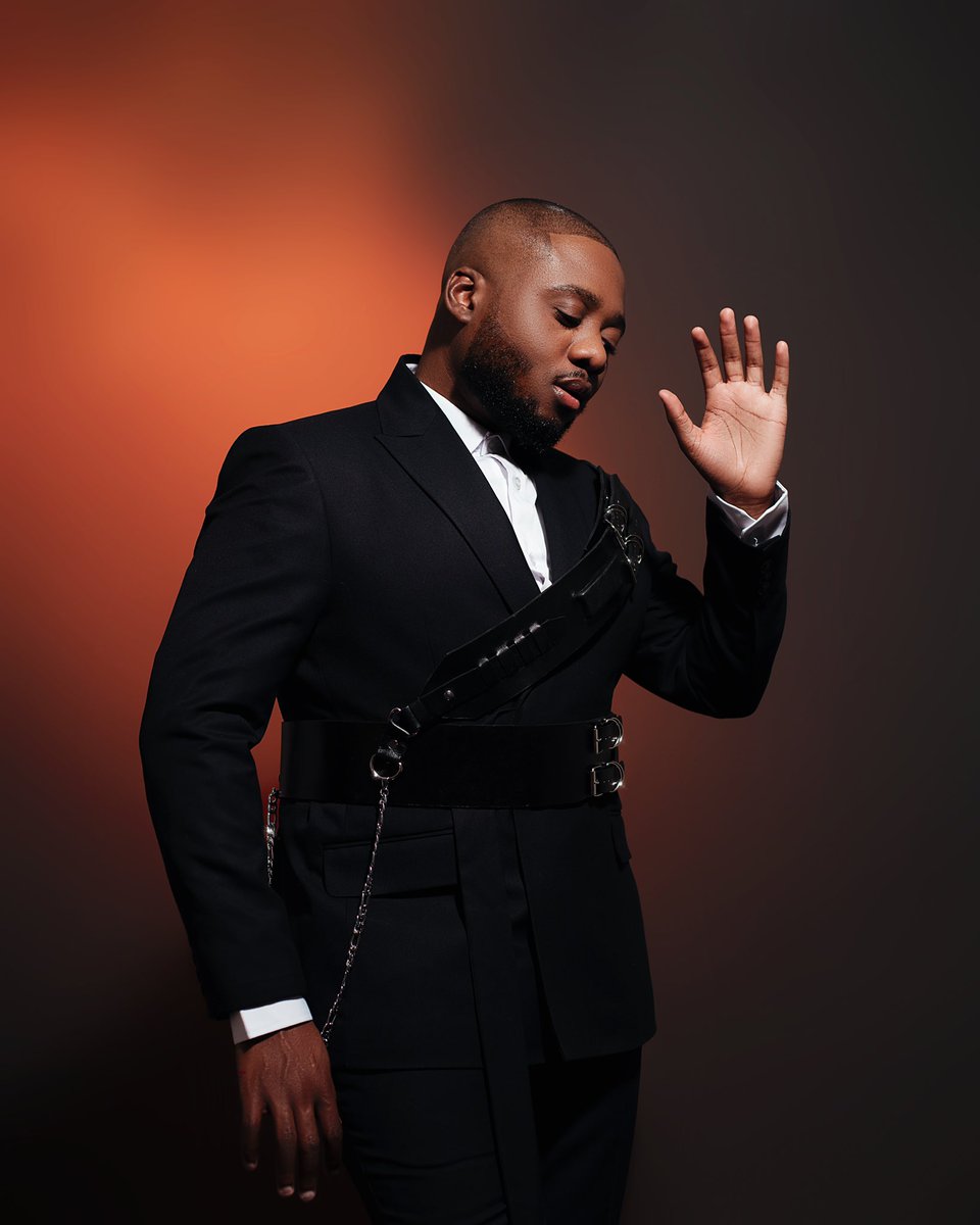 petermwansapml's tweet photo. To a new chapter filled with wisdom, grace and God’s ever pouring love. I’m grateful for what I have achieved and what’s ahead of me.
Happy birthday to me 🎈🎊🍾🥂
Suited In: @houseofpml
Photography: @mukoko_photography_z.m
#APMLDecade #PML #petermylife https://t.co/8iKN9WpJE9