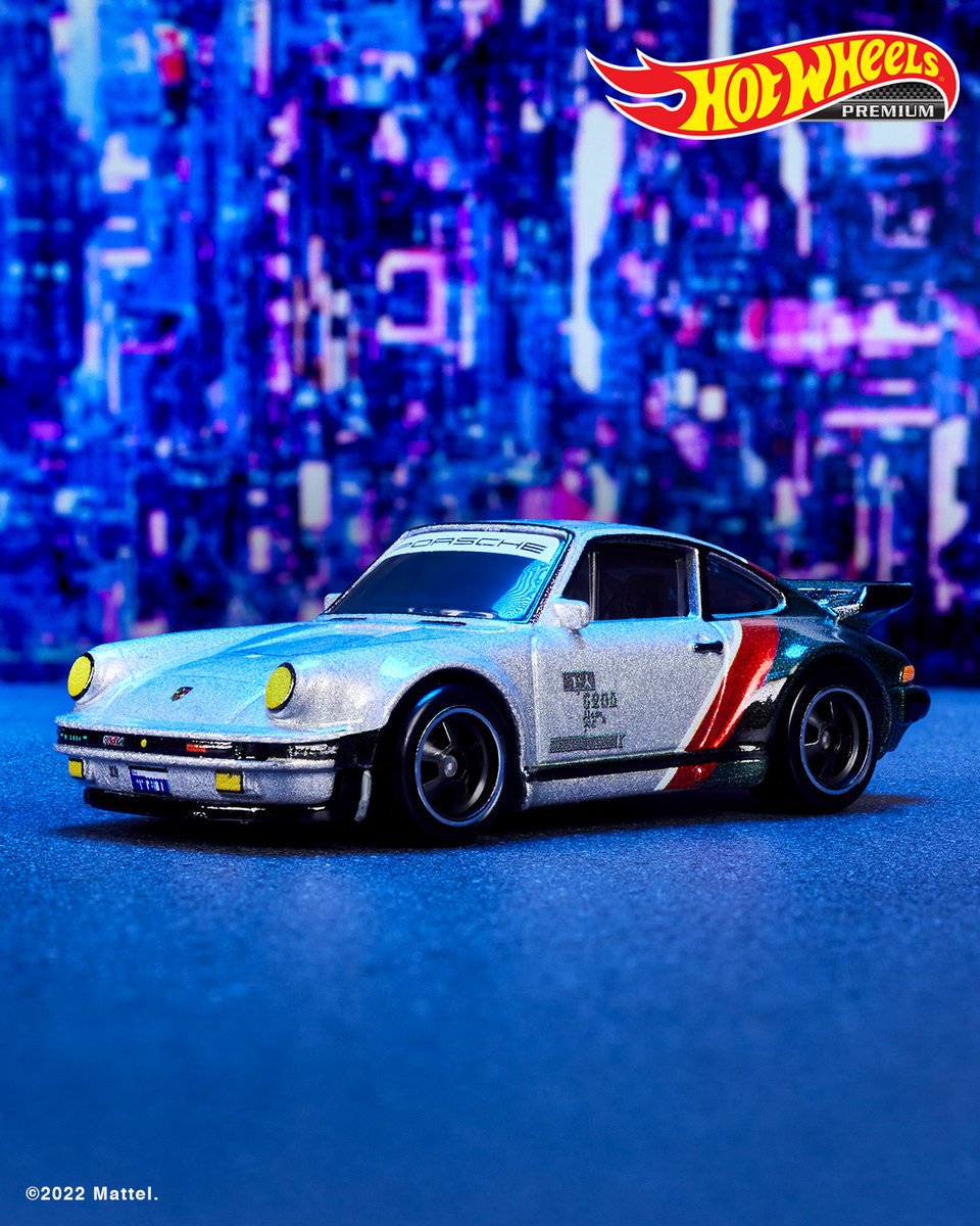 DigiwarG's tweet image. From console to the palm of your hand with the all-new Hot Wheels Cyberpunk 2077 Porsche 911 Turbo. #digiwargames