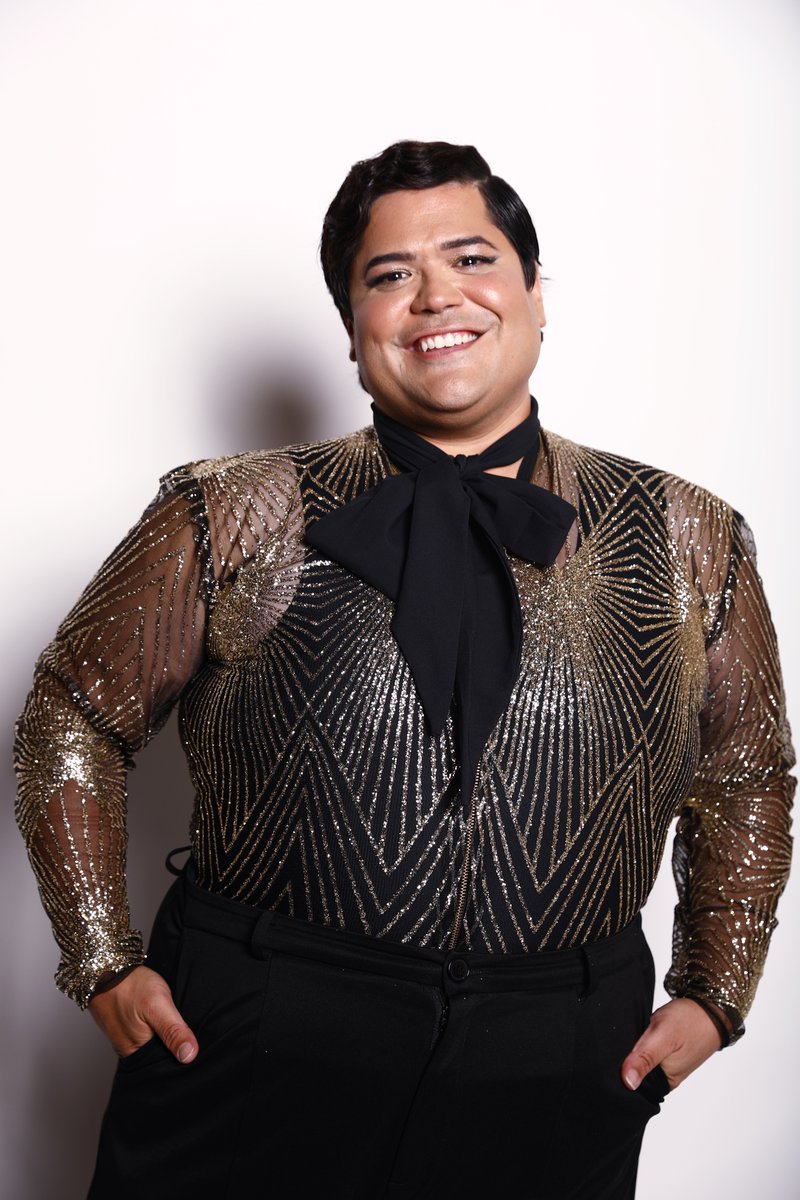 TheAstraAwards's tweet photo. The one and only @HARVEYGUILLEN at the 2022 #HCATVAwards. 

Congratulations again to you and the rest of the cast and crew of #WhatWeDoInTheShadows https://t.co/B45W0iDo1c
