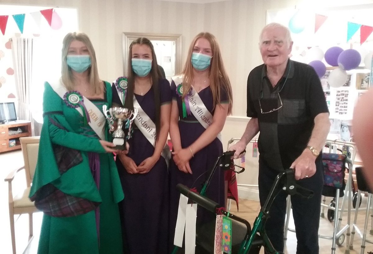 Congratulations to Bill from Goldielea for winning the Guid Nychburris 2022 cup at this year's celebrations. Find out more about the Dumfries festivities here -&gt;
buff.ly/3w8tEsL 

#carehome #dumfries #carehomedumfries #guidnychburris #guidnychburris2022