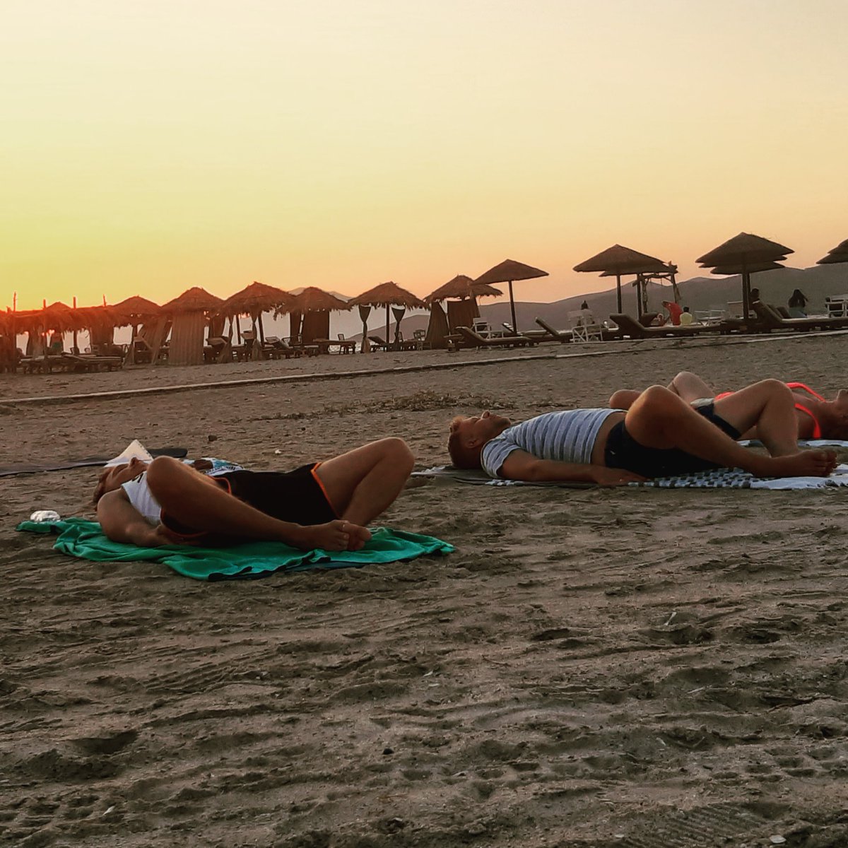 There is nothing quite like it 🧡

#Sunset #Pilates on the #beach is an incredible experience... you won't get the same feeling in a studio 💛

You can join us on #TigakiBeach, Monday, Wednesday &amp; Thursday... currently at 7:30pm