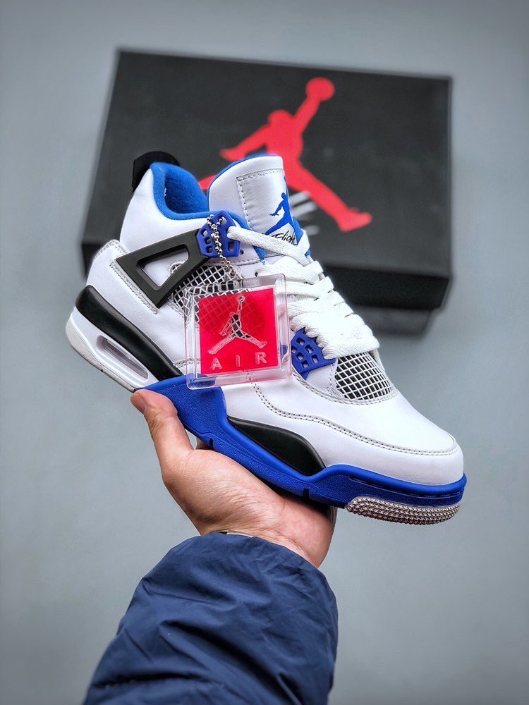 RODontele's tweet photo. Dm me to put in a shoe order ‼️ #jordan #Shoes #MONEY https://t.co/UbHLF6dI3i