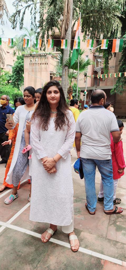 Isha310388's tweet photo. ~Flag ceremony at our society 
~Celebrating 75th Independence Day
~Freedom is a blessing 
#freedom #independenceday2022 #75thindependenceday #azadikaamritmahotsav2022 https://t.co/apTUIxxRyJ