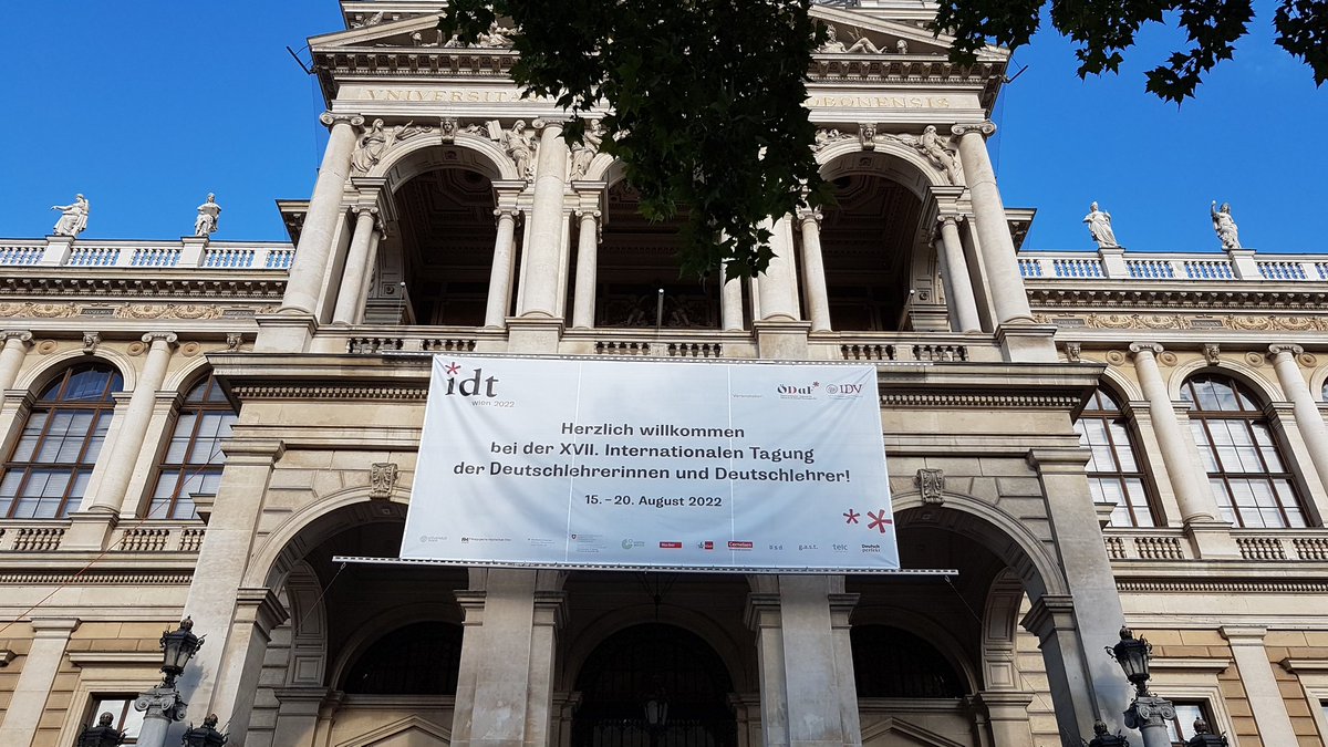 _DanielaHD's tweet photo. Endlich ist es so weit: Die Internationale Tagung der Deutschlehrer*innen (IDT) @univienna
Beim größten Forum des Faches #Deutsch als Fremdsprache und Zweitsprache weltweit ist ein spannender fachlicher Austausch garantiert!
#IDT2022 #daf #twlz #twitterlehrerzimmer #Bildung https://t.co/52PpeFrZmz