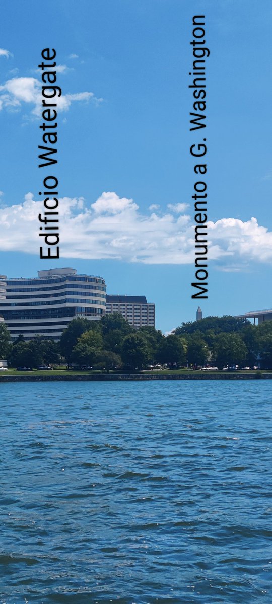 dlaje1's tweet photo. Desde el Río Potomac, en Washington DC, se ven dos edificios emblemáticos y con significado opuesto.
Día soleado y templado de verano. Ideal para estar en el agua. https://t.co/Xb95WSwkVj