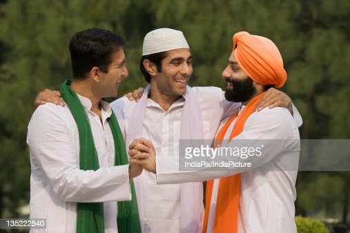 Lucky9173's tweet photo. #75YearsofIndependence 
#AzaadiKaAmritMahotsav 
#hindumuslimsikhsayi
#Indian 
Let's remain undivided on this undivided land. We are sons &amp; daughters of the same mother.
@narendramodi @PMOIndia @AmitShah https://t.co/1dbzWFqhjV