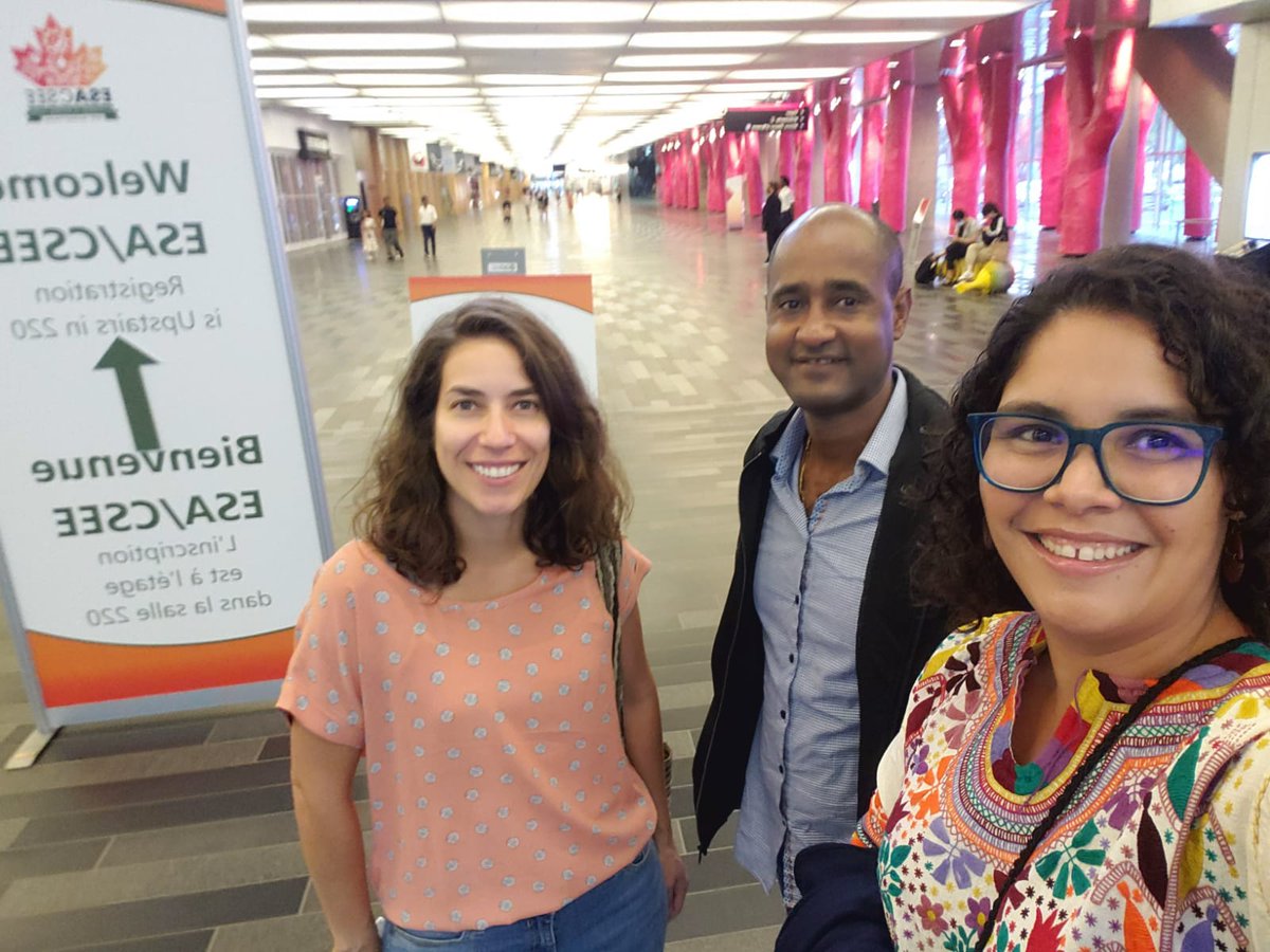 Living Landscapes Lab (@rickettslabvt) on Twitter photo The <a href="/RickettsLabVT/">Living Landscapes Lab</a> is well represented this year at #ESA2022!
@AristiNati <a href="/AuraAlonsoRodz/">Aura M. Alonso-Rodríguez</a> <a href="/TafesseEstifan1/">Tafesse Estifanos</a> The <a href="/RickettsLabVT/">Living Landscapes Lab</a> is well represented this year at #ESA2022!
@AristiNati <a href="/AuraAlonsoRodz/">Aura M. Alonso-Rodríguez</a> <a href="/TafesseEstifan1/">Tafesse Estifanos</a>