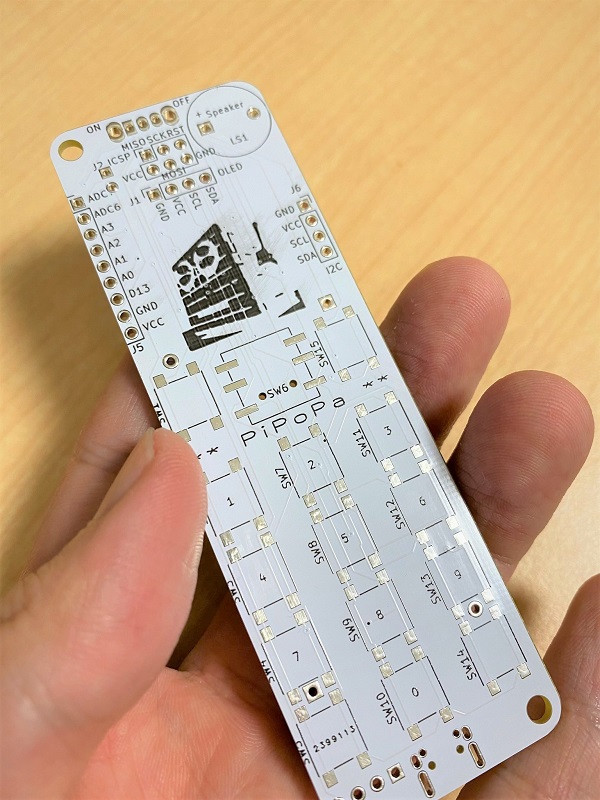 allpcb's tweet photo. この携帯電話、欲しいですか?
#allpcb #pcb #pcba #SMT #SMD #electronics #pcbassemble #pcbdesign #pcbmanufacturing #hardware #assembly #game https://t.co/A48aceEKTR