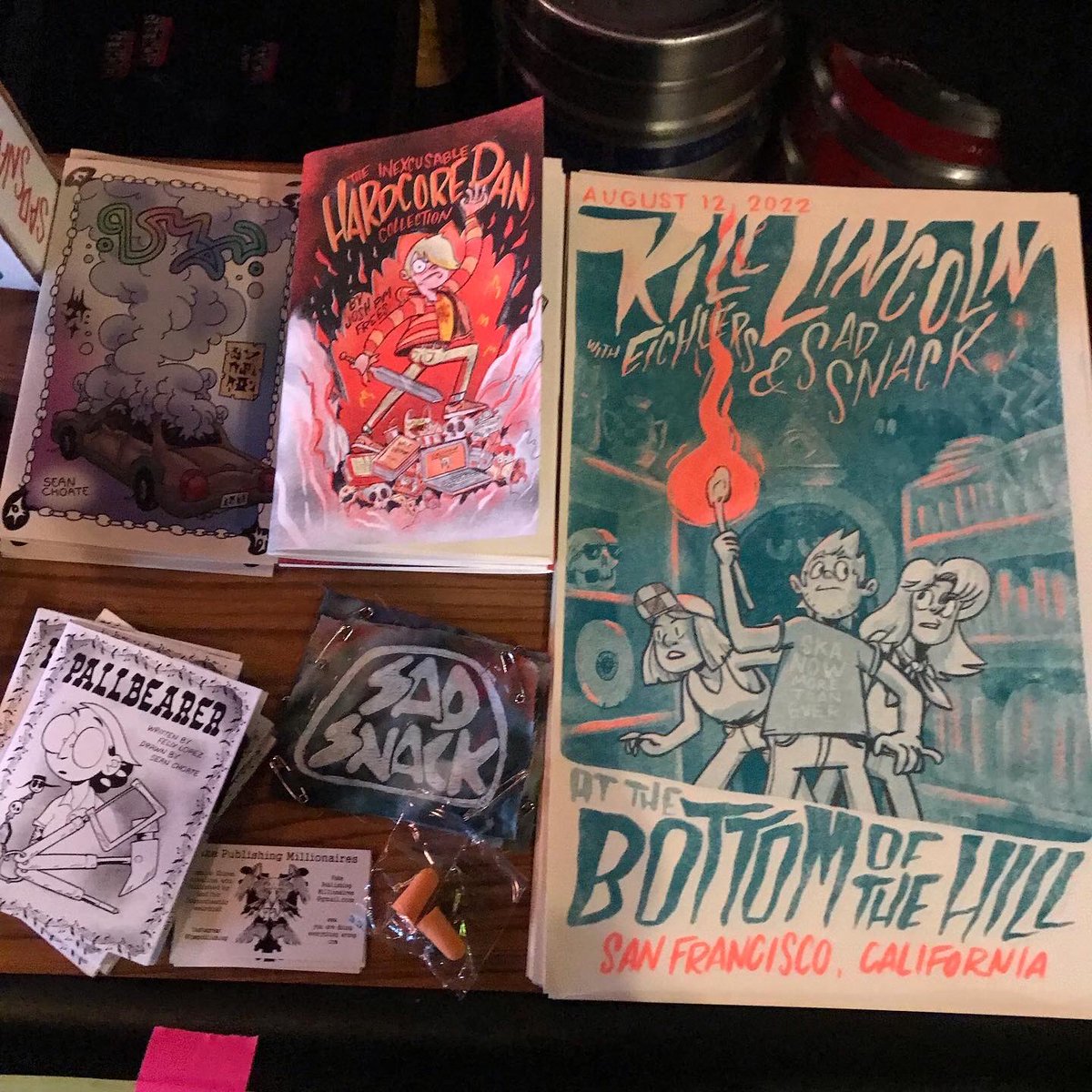 FAKE PUBLISHING MILLIONAIRES ๐ค๐๐ค tweet media