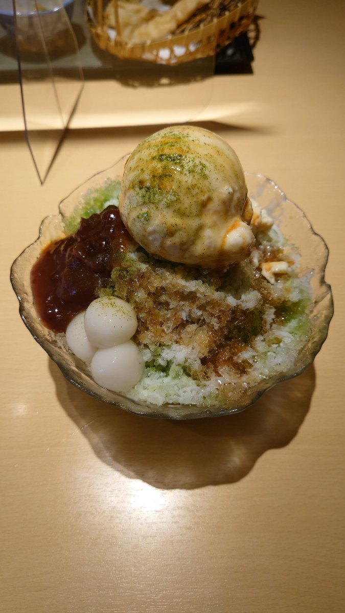 食後のデザート、宇治抹茶金時

#湯けむりの庄 #宇治抹茶金時