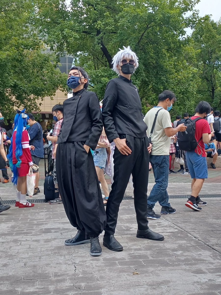 遲來的小物拍拍

第一次參展就有小收穫
還有小小繪師跟可愛的電繪貼紙
( • ̀ω•́ )✧
然後這個五條應該190了吧...
兩個跟雙塔一樣高
這些coser真的是很厲害呢（敬禮

#cwt61 #cwt
#寶可夢大師