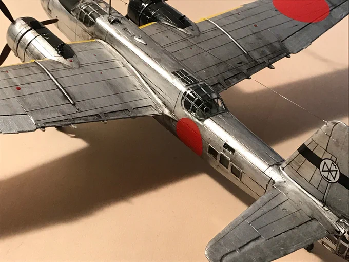 1/72ハセガワ呑龍Ⅱ型丙 電波警戒機装備型、ギリギリで完成。完全素組アクリル筆塗り。バードケージにも程があるキャノピーは当然マスキングなんか無理なので全部面相手描き。何とか私らしくできたかな。楽しい時間でした。素敵な企画ありがとうございます!#夏休み中島機祭り完成#夏休み中島機祭り 