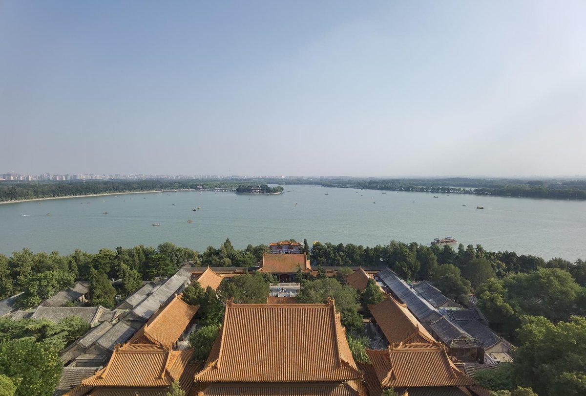 ExpatsHoliday's tweet photo. During summer you can see many beautiful lotus flowers lying all over the lake in Summer Palace, #Beijing. #chinatravel #travelagency #Summertime #vacation https://t.co/7zhmSUU7g1