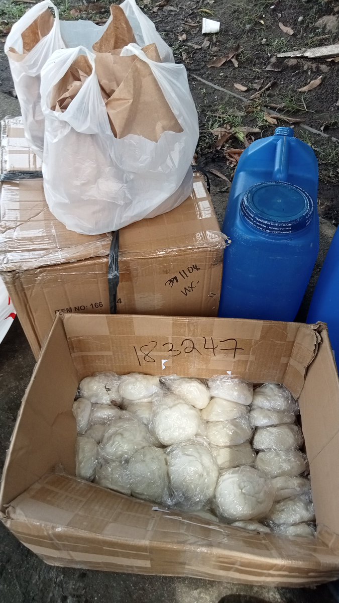 Dianah143's tweet photo. "Brigada Eskwela 2022"
Community service -
We are grateful for your generosity and kindness !!!
@KingsmanxToadz @Crazy4crypto1 thank you !!
#Nft #NFTCommunity #NftCharity
#NftProject #FlareCommunity
#Xtoads #Donation #NFT
@Crazy4crypto1 https://t.co/VmOmC8Iuzr