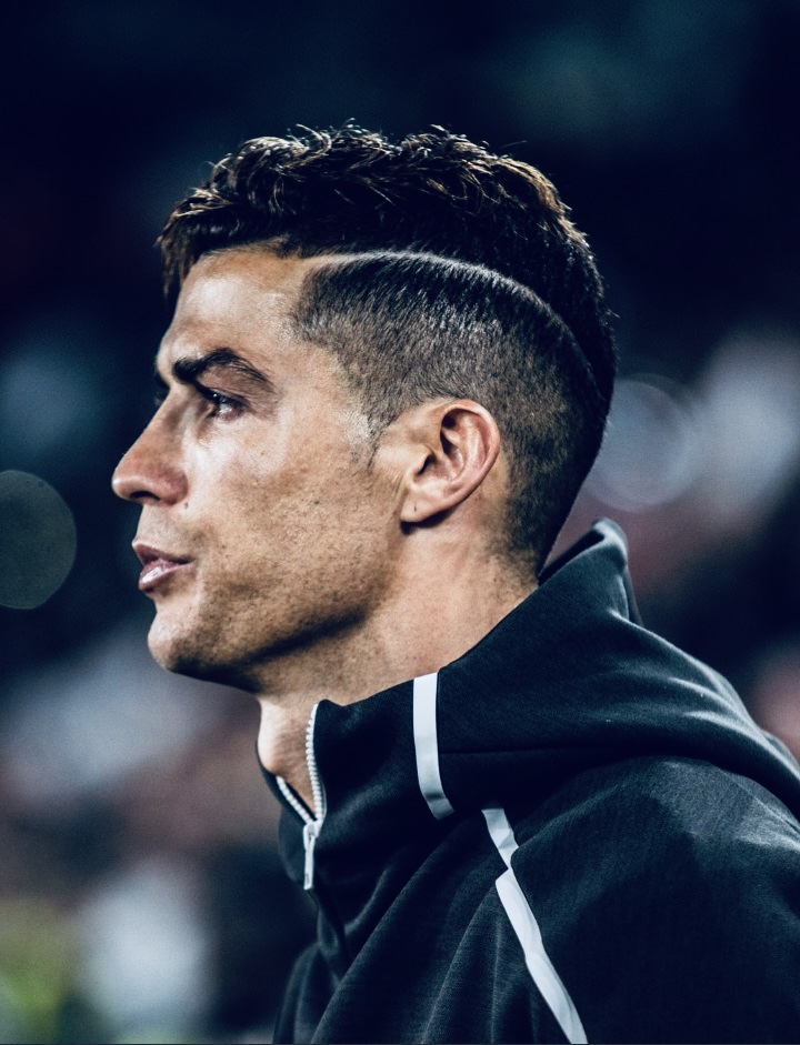 Cristiano Ronaldo hair cut throwback to Man Utd days