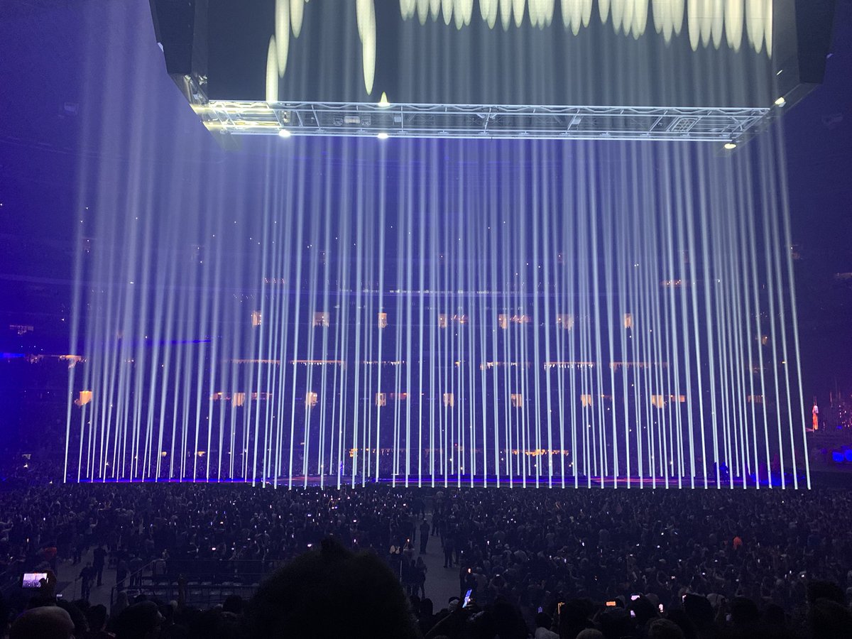 The_Real_STD_02's tweet photo. Had a blast @timthetatman second home for the awesome @theweeknd concert! One of the best shows of my life. Had an absolute blast with my friends! https://t.co/PKCIgnBD2d