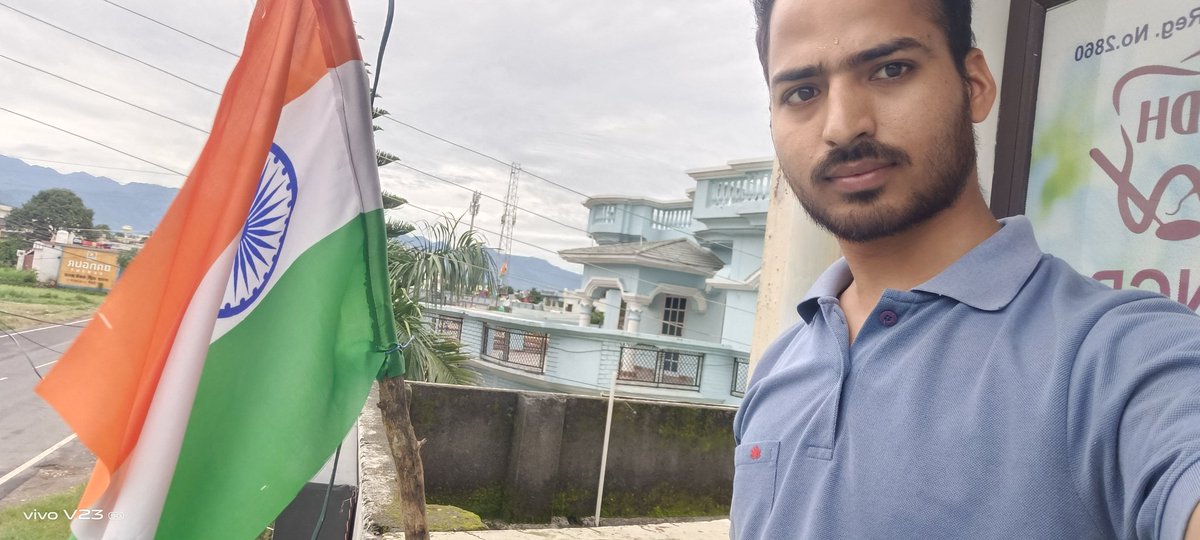 BdsUttarakhand's tweet photo. स्वतंत्रता दिवस की शुभकामनाएं।।
मैं इंडिपेंडेंस डे नहीं बोलूंगा क्योंकि आज का दिन हम अंग्रेजों से आजाद हुए थे जोकि उनकी भाषा है इंग्लिश में तो नहीं लिखूंगा। धन्यवाद #स्वतंत्रतादिवस #15August2022 #भारत #भारत_माता_की_जय https://t.co/8lHAFrYQHH