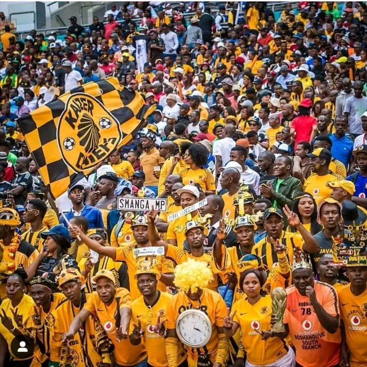 Good morning family let's continue to support our beloved <a href="/KaizerChiefs/">Kaizer Chiefs</a> football club in our numbers let's continue to follow each other under this tweet ✌🏿❤️✌🏿