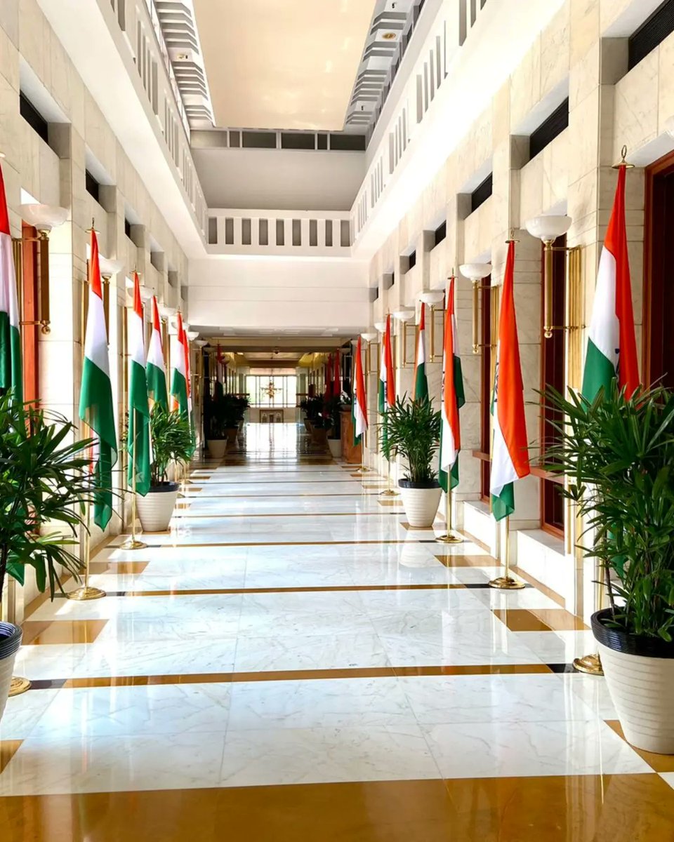 jaypeehotels's tweet photo. Independence Day celebration &amp; decor  done at Jaypee Palace Agra 
.
.
.
.
.
.
#jaypee #jaypeehotels #weddings #reception #party #weddingparty #weddingphotography #statcation #gateaway #staysafe #IndependenceDay #HarGharTiranga #AzadiKaAmritMahotsav https://t.co/CmFjtdlkfk