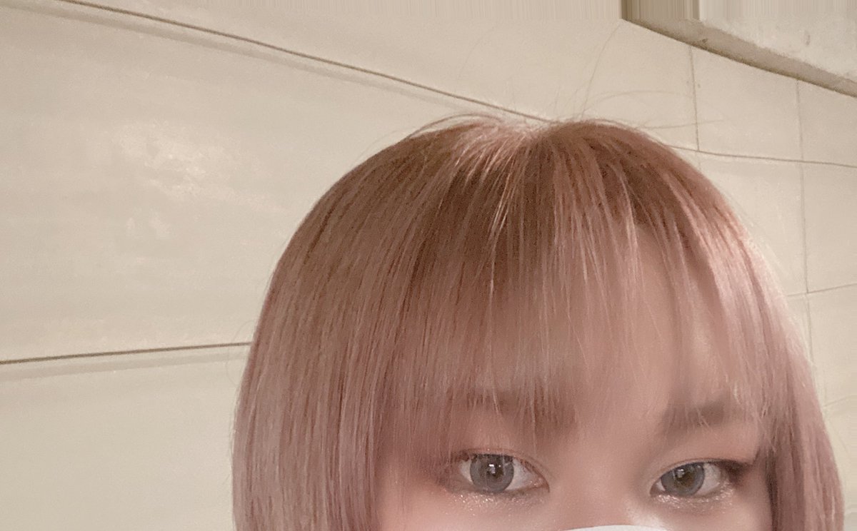 M_sicklady's tweet photo. 2022年も髪色髪型コロコロ変えすぎ絶好調よ🫰もう下半期はじまってるけどねーーー🫵 https://t.co/Rl14LRth10