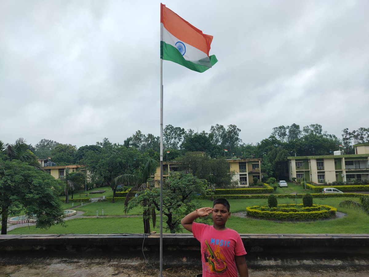 caac09's tweet photo. #HarGharTiranga https://t.co/SSNgG2idBq