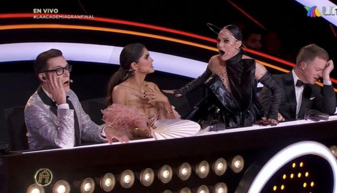 APriestlyMills's tweet photo. @MarRendonMusica Mar lo hiciste de maravilla! Era nuestra ganadora. Hasta los jueces se sorprendieron. Tu eres la verdadera ganadora de la academia 💖 https://t.co/yVQspwQNkN