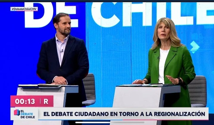 <a href="/Mister_Wolf_0/">Mr. Wolf</a> Que linda te ves Ximenita, al lado de Bellolio, donde perteces realmente en la derecha extrema