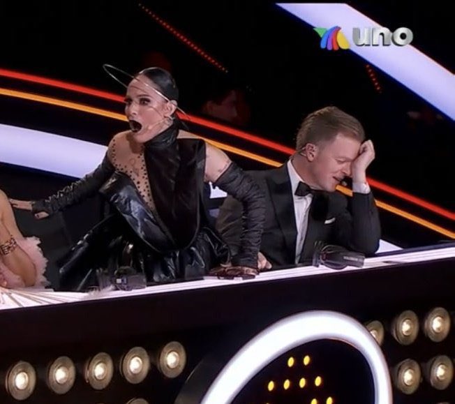 No_Soy_Yo__'s tweet photo. Mi mamá y yo viendo que nos echamos toda la academia pa eso 🙃🤡

#LaAcademiaGranFinal https://t.co/Wsb3k7vNGV