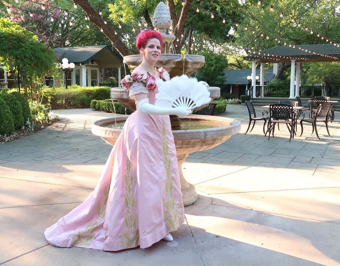 rhaeyat's tweet photo. https://t.co/Q0h0wdfFmz

Final reveal is up. @hbomax @HBO please reach out to me to use thus gown for @thegildedage https://t.co/xRVXeg9Usw