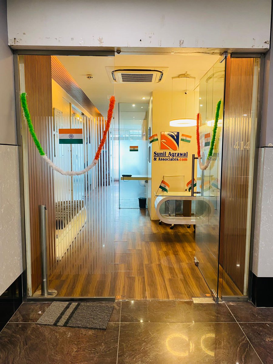 SAAIndore's tweet photo. Celebrating the 75th year of Indian Independence. 🇮🇳
#independenceday #independencedayindia #15august #independenceday2022 #harghartiranga #sunilagrawalandassociates #indore https://t.co/nuZzssVh9r