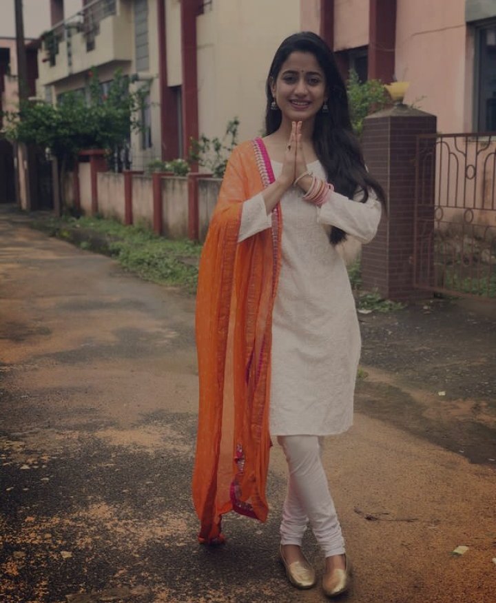 LinaPati4's tweet photo. Happy independence day       
  🧡🤍💚
#HappyIndependenceDay 🇮🇳 https://t.co/5XMlyzPdHo