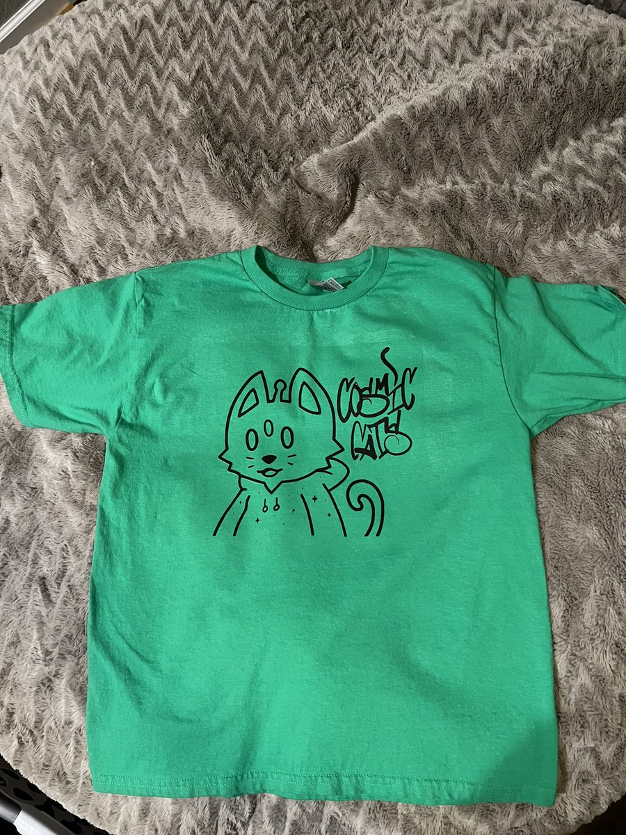 seald22's tweet photo. Ok last show off. Family tees!!!!! @CosmicCats_ https://t.co/zl17JjC74Y