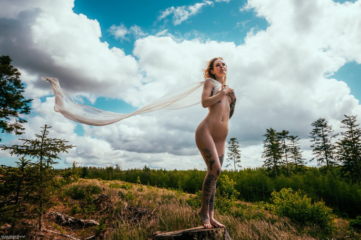 Beautiful M in the forest 😍