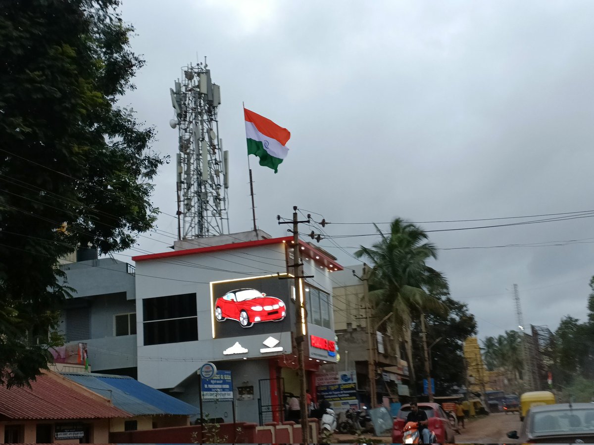 beaches2_m's tweet photo. Happy independence day guys!
Do travel and know about our true India .
Cultures . Languages . Traditions.
I felt very happy that where ever I go our indian flags are flying high ❤️🥺

#Incredibleindia
#HarGharTiranga
#IndiaAt75 #Indianflag #India #ProudtobeINDIAN #travelindia https://t.co/0AThMz9IwW