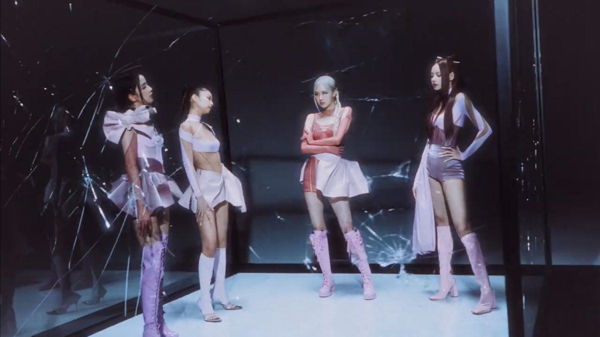 IgNacho000's tweet photo. I'm voting for #PinkVenom by #BLACKPINK as My Trending Song Choice. BLACKPINK PAVED THE WAY BLACKPINK PAVED THEIR OWN WAY BLACKPINK IN YOUR AREA BLACKPINK IS THE REVOLUTION BLACKPINK PINK VENOM BORN PINK BEST GG #BORNPINK #4DaysToPINKVENOM #BESTGG #PAVEDTHEWAY #KPOP #trend https://t.co/DFBPFxYYZd