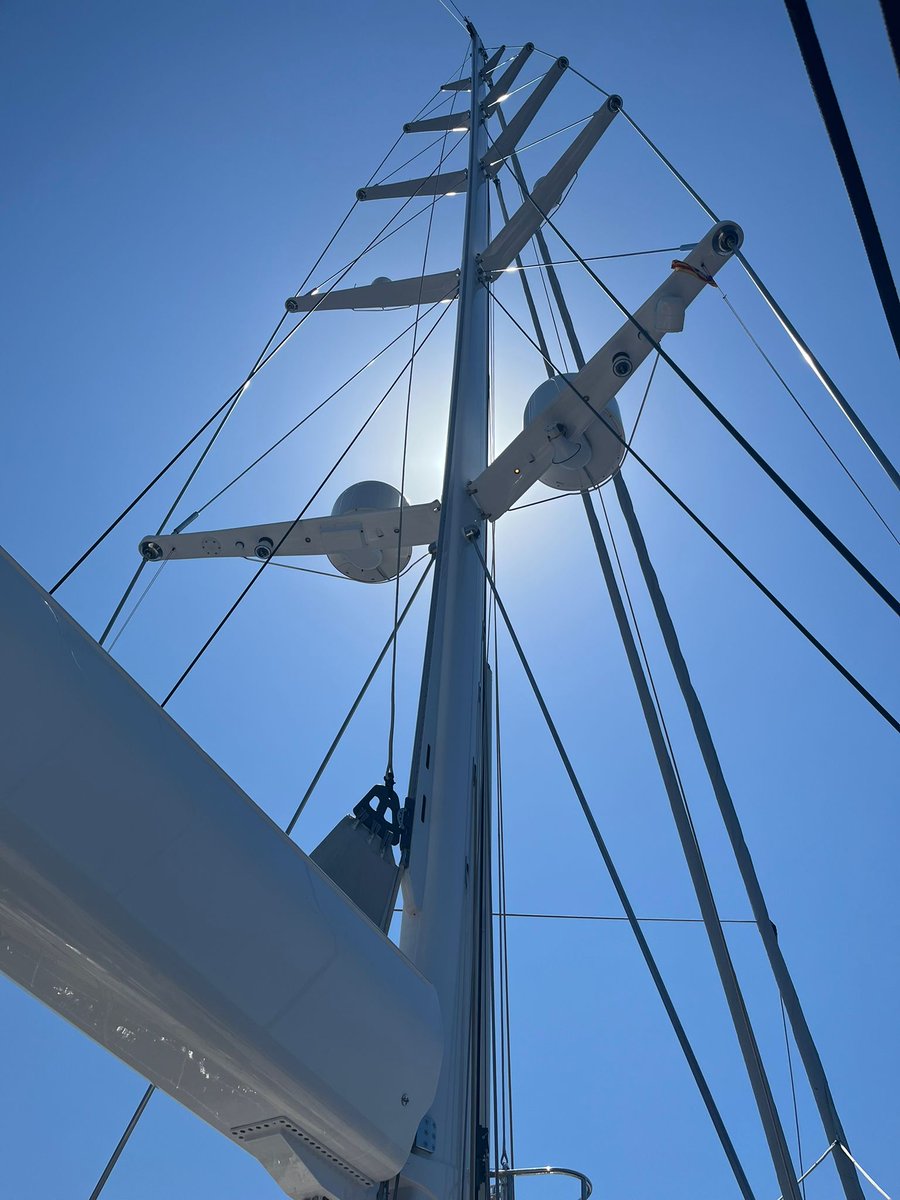 RSBRigging's tweet photo. All hands on deck... literally! Beautiful shots of Ethereal sail trial.

#royalhuisman #huisman #ethereal #sailtrial #sailing #superyacht #onthewater #rigginginpalma #yachtrigging #riggerslife #itsariggerslife https://t.co/SbQV8BPMyr