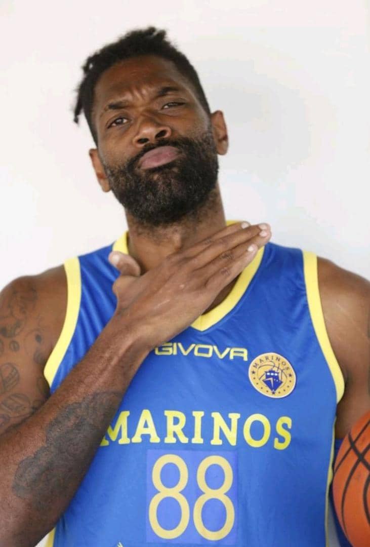 cachebongo_41's tweet photo. El capitán jack15martinez está listo para debutar con Marinos está semana el dominicano vuelve al baloncesto Profesional señores suerte capitán #cacheBongo41 #noticia #spb #marinos #dominicana #Venezuela https://t.co/Yc7t7fwTuu