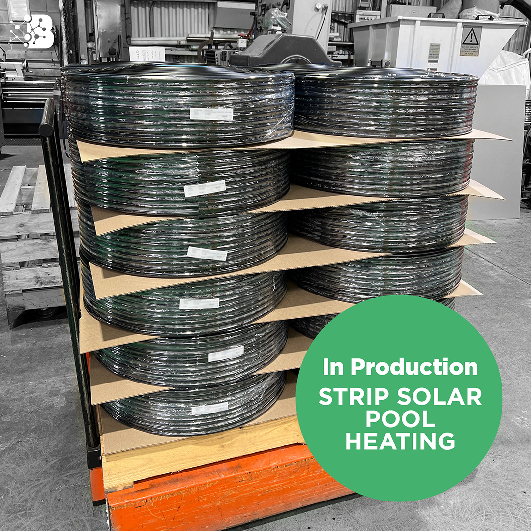 BossRubberAU's tweet image. Today, we are manufacturing @BossSolarAU Ultimate Blue strip thermal solar pool heating here in Mulgrave, VIC! 
It's being packed right now! 📦

Got any questions? Get in touch with us today!

#solarpoolheating #warmpool #poolheating #summer #fun #australianmade