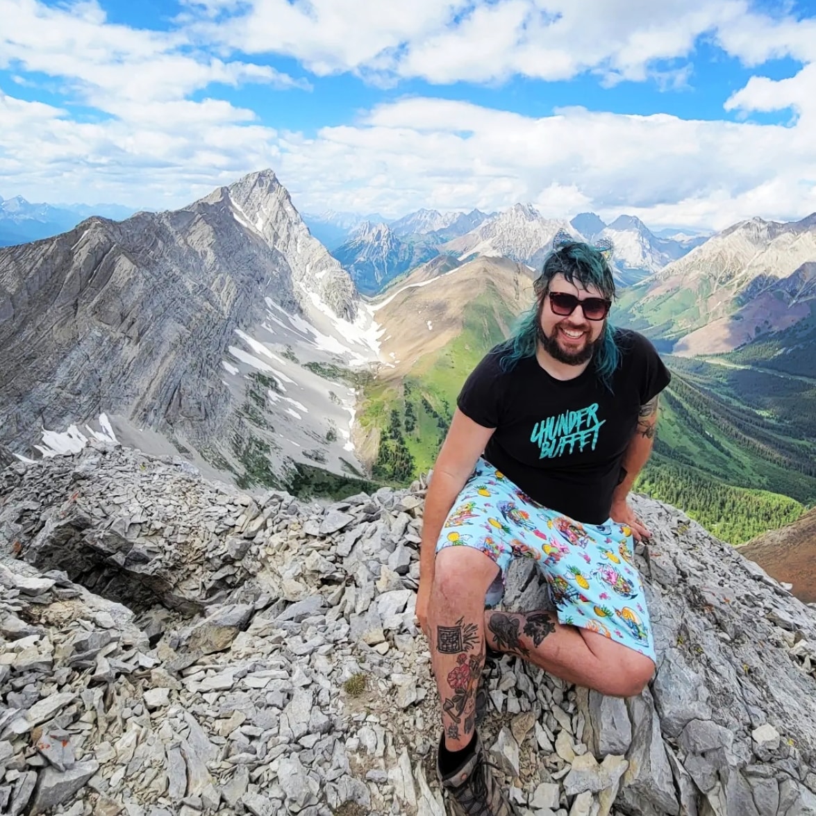 RobLobster69's tweet photo. I am bad at Twitter but here's 4 cool summits I did this year https://t.co/t2U3bxjt2f