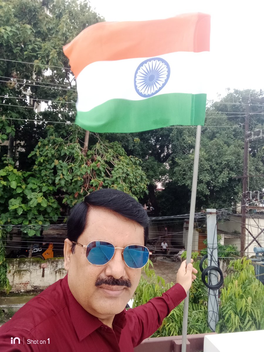 jeevendrasingha's tweet photo. वतन के वीरों को नमन.... 🇮🇳
स्वतंत्रता दिवस की हार्दिक शुभकामनाएं एवं बधाई।
स्वतंत्रता दिवस अमर रहे।
     🙏🏻वंदे मातरम् https://t.co/oBhGWeZJzr