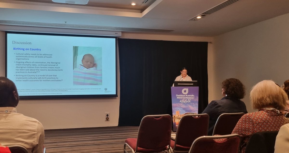 Anne-Therese McMahon tweet media