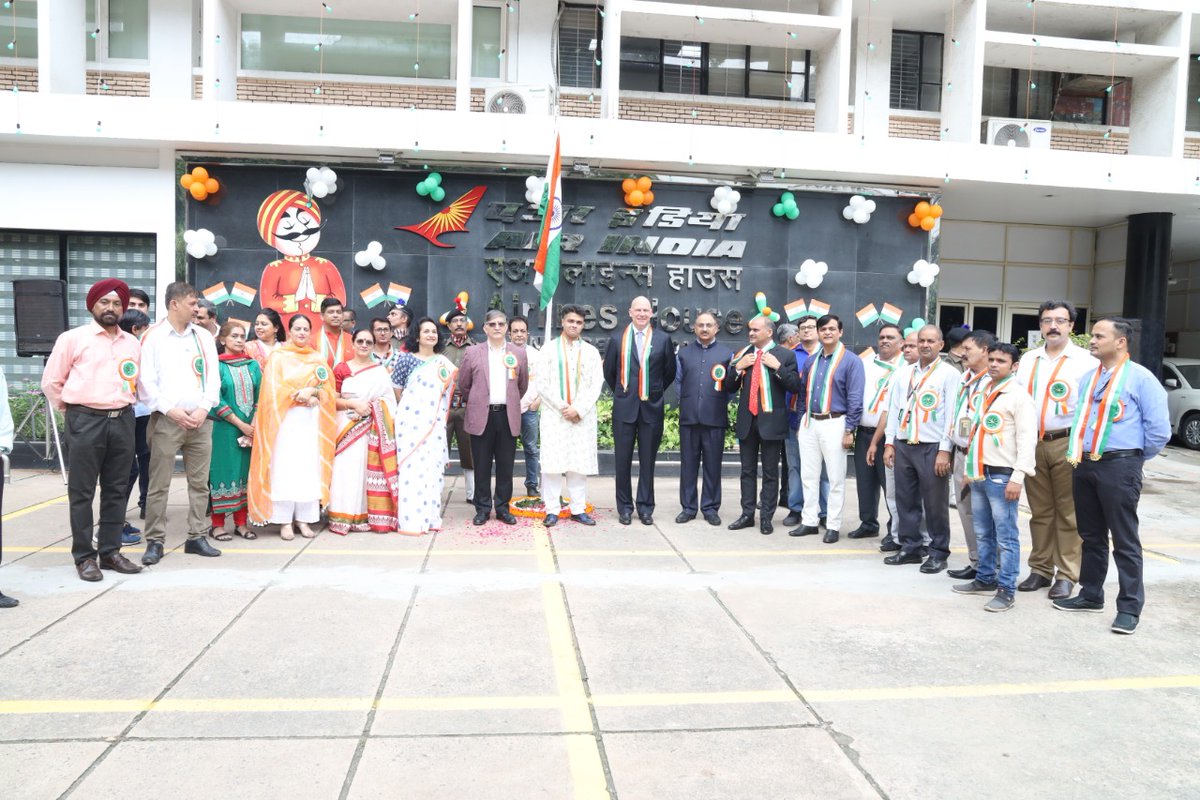 airindia's tweet photo. #FlyAI: Air India celebrated the 75th Independence Day of India with enthusiasm. Mr Campbell Wilson CEO and MD hoisted the Tricolour at Air India Headquarters, Delhi. https://t.co/WTB9lcfl44
