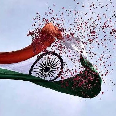 PoetessSubasree's tweet photo. #NewProfilePic https://t.co/RtZQipUZ3v
