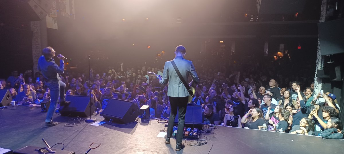 richardblade's tweet photo. And now This Charming Band are rocking the Smiths/Morrissey conventipn - opening with How Soon Is Now. https://t.co/dur86seJKF