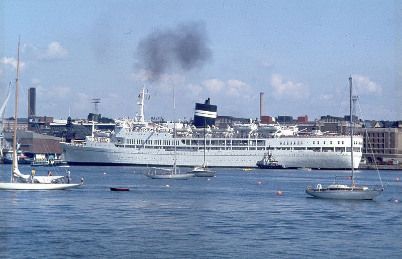 CruiseJipe's tweet photo. #SSUganda was a British steamship that had a varied and notable career. She was built in 1952 as a #passengerliner, and successively served as a #cruiseship, #hospitalship, #troopship and #storesship. She was laid up in 1985 and scrapped in 1992. https://t.co/DgQFgi5pnR
