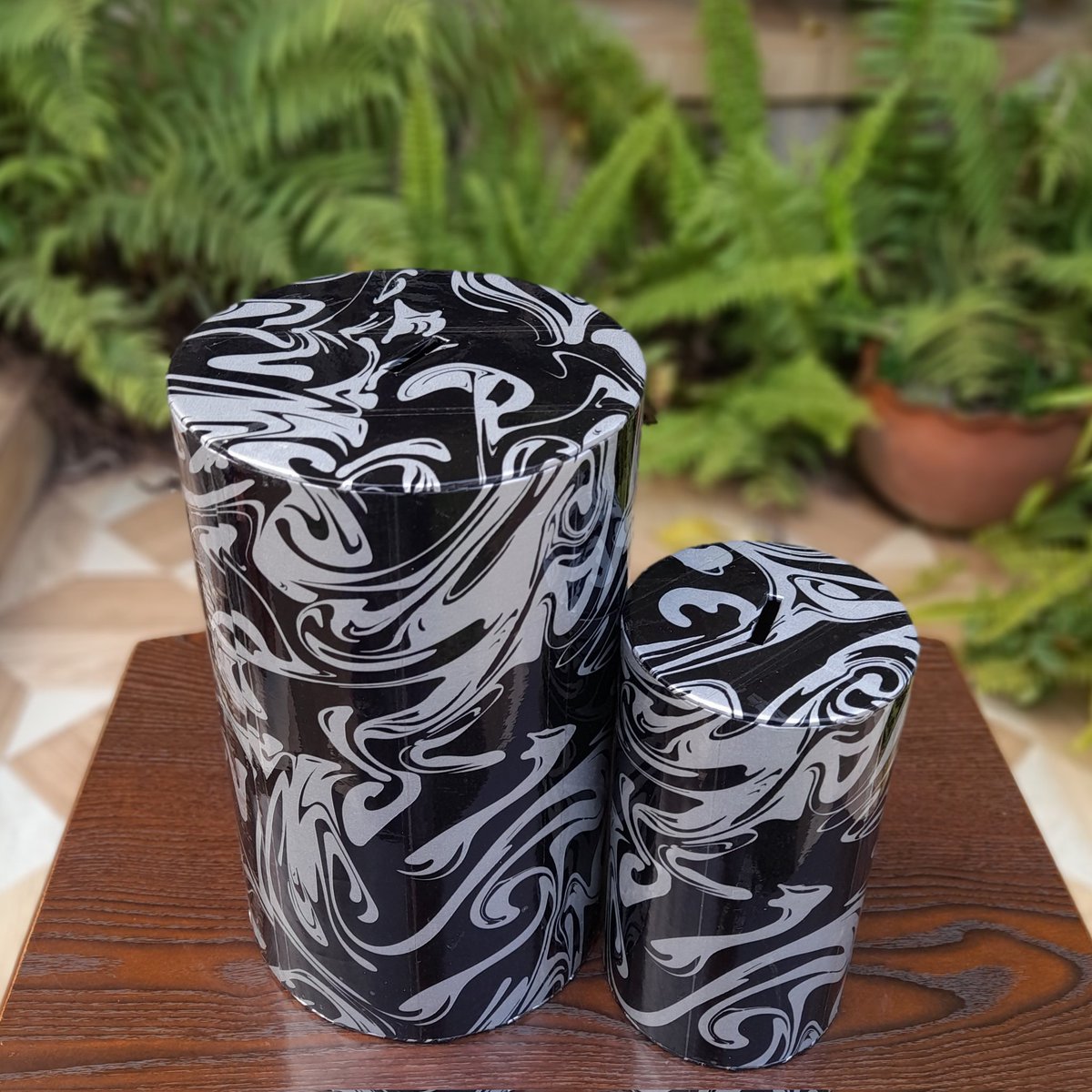 finesavingsug's tweet photo. Launched new patterns last weekend. Get yourself or gift a loved one with our beautiful reusable saving tins if you haven't already😁 
At as low as Ugx.7000,WhatsApp 0757264558 to place your orders 🥳
#finesavingsug https://t.co/MUcvykcL1W