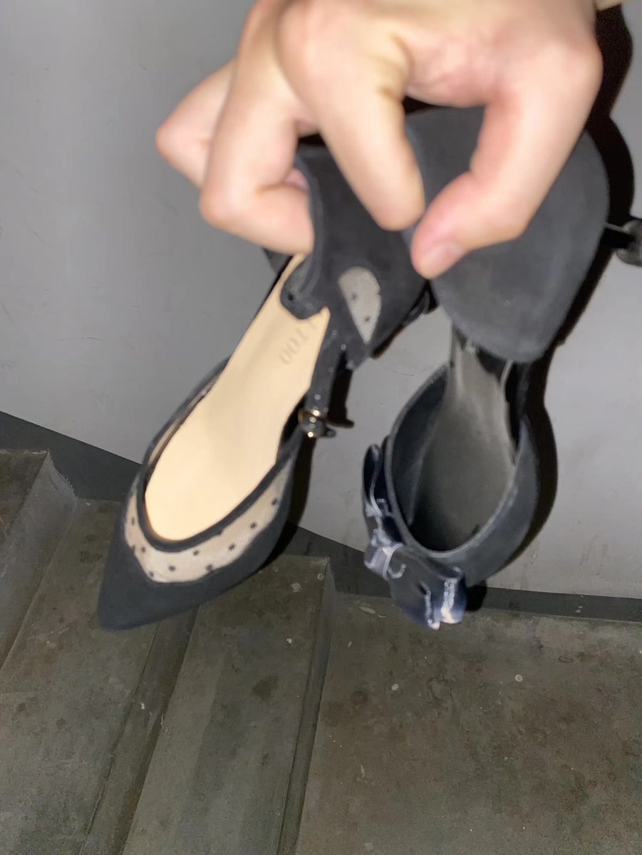gogos147's tweet photo. #扫楼 #打胶 #射鞋 群内同好投稿  欢迎各位入群交流 https://t.co/bnYZ1C5Wci