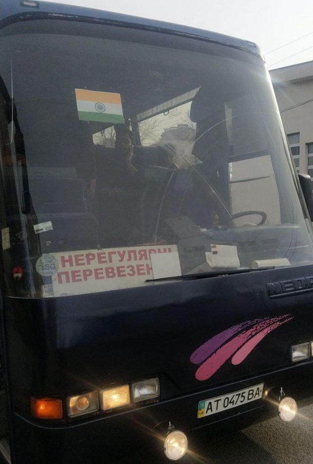 HarshGoel__'s tweet photo. Only our Tiranga &amp; @PMOIndia are our last hope left now,pls help us to fullfill our dreams. Our lives &amp; dreams are all in your hands,Only you can light our dark worlds again.Pls give us #AdmissionInIndiaOnly.Aren't we also the children of 'Bharat Mata'? 
#studentsindark https://t.co/laFpFw7M18